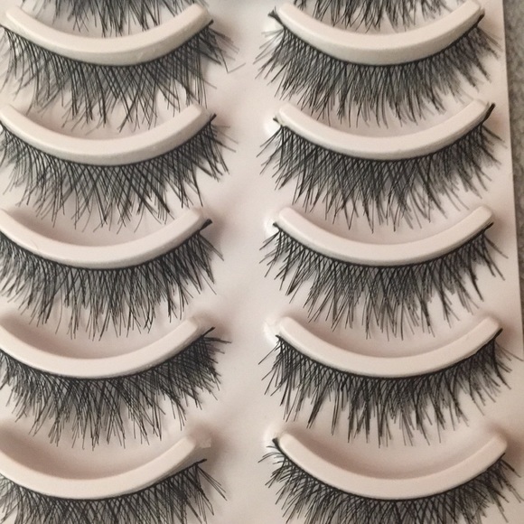Fake eyelashes - Picture 7 of 7